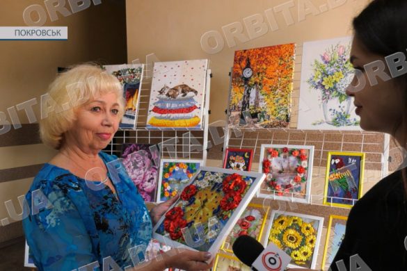 Майстрині клубу «Золотий вік» підготували виставку своїх витворів