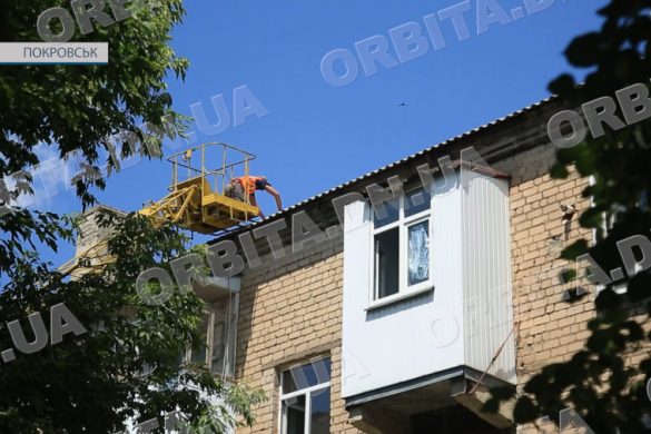 КП «Господар» відновлює покрівлі після негоди