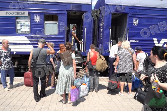 У безпечні регіони відправились ще 98 жителів Донеччини