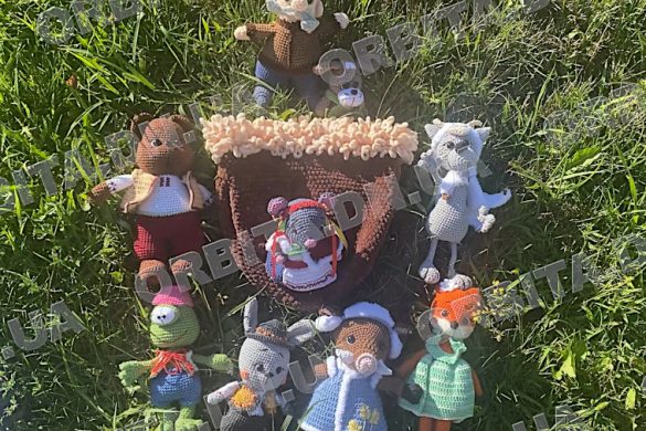 50 дивовижних іграшок: в'язальна арт-терапія для покровської музейниці Марини Корнієнко