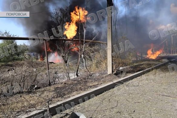 4 мешканців поранено: 16 липня ворог тричі вдарив по житловому сектору Покровська