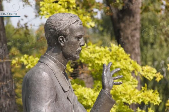 Скульптурну композицію Миколи Леонтовича перемістили до Вінниці