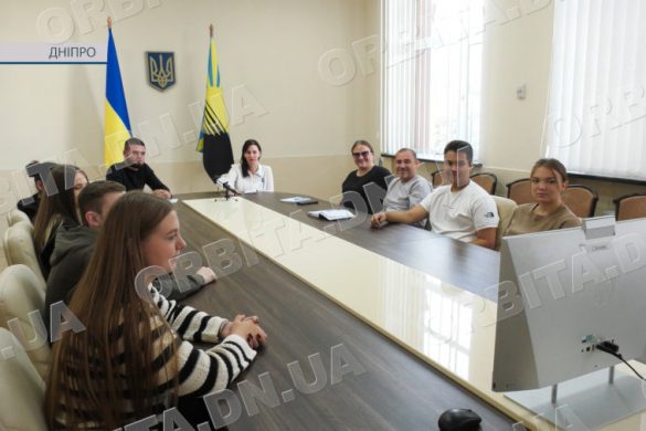 Готова до нових проєктів. Молодіжна рада Покровська зібралася у Дніпрі