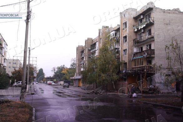 Евакуація триває, потрібно їхати. Покровчани з сумом залишають рідну Донеччину