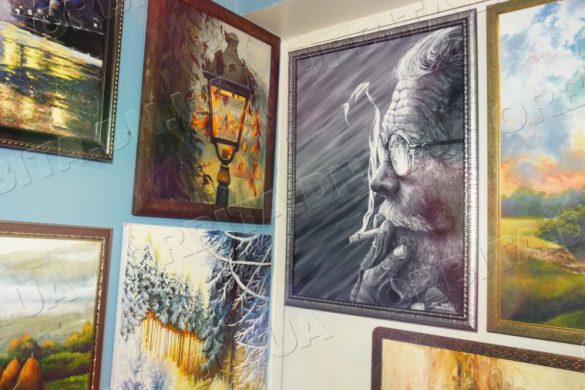 Світ графіки: творчий розвиток художниці з Покровська Лілії Дорошенко