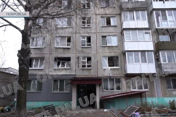 Реалії Покровська: мешканці у пошуках майстрів, які можуть забити вікна