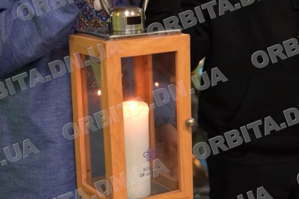 Об’єднує серця в прагненні миру. На Донеччину привезли Вифлеємський вогонь