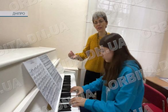 Мелодії знову звучать: Покровська музична школа запрацювала у Дніпрі