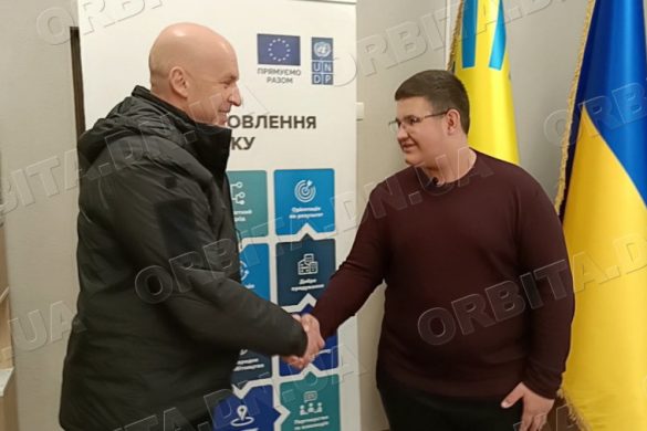 Робота надає сил: покровчанин Кирило Передрій продовжує журналістську діяльність