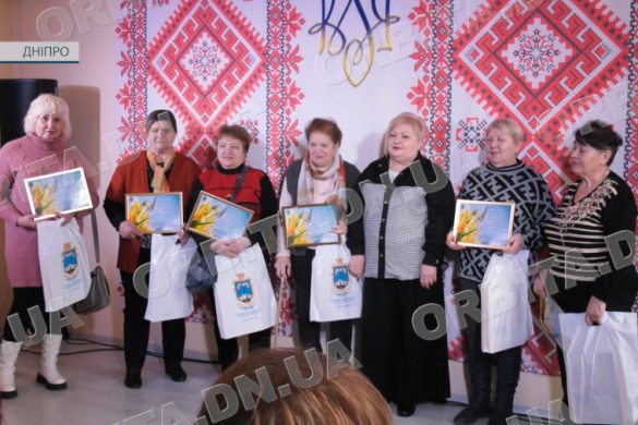 Свято весни: активних жінок золотого віку Покровської громади вітали з 8 березня