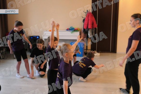 Аби діти раділи життю: танцювальні заняття з елементами терапії для юних покровчан у Дніпрі