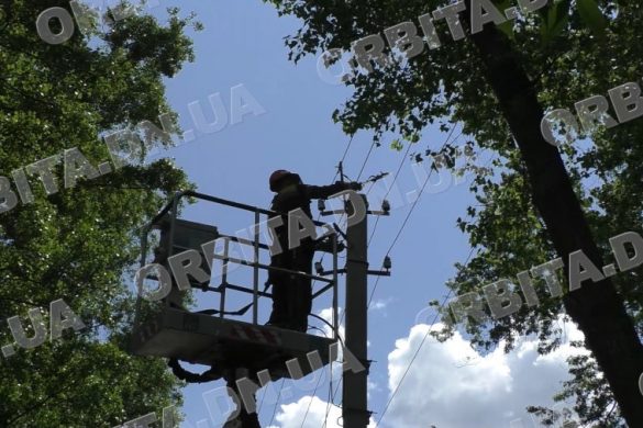 Несуть світло мешканцям Донеччини: про екстремальну роботу Покровських енергетиків