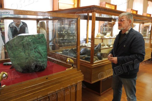 У світі мінералів: юні покровчани відвідали музей «Дніпровської політехніки»