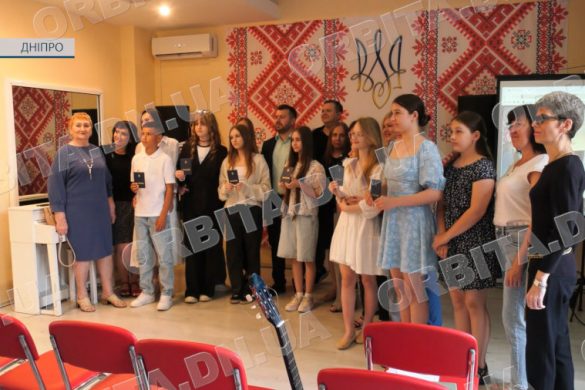 Святкові акорди прощання: відбувся випускний у Покровській музичній школі