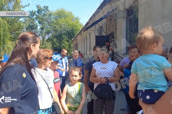 Допомоги вистачає: до транзитного пункту в Павлограді прибуває все більше евакуйованих