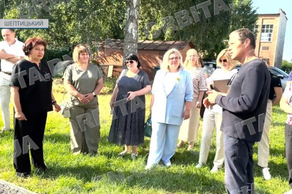 Мистецтво єднає: працівники культури Покровської громади відвідали Шептицький
