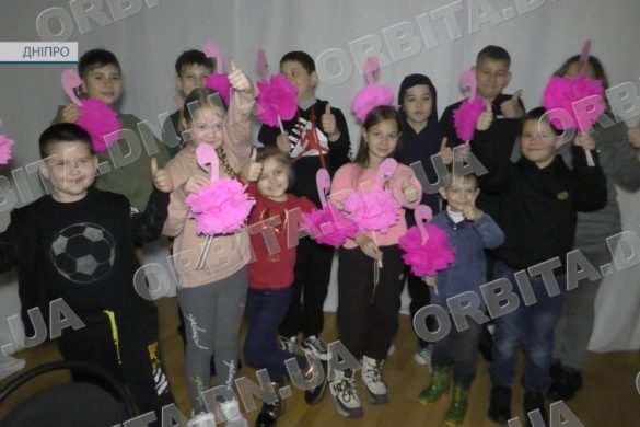 Дитинство без перепон: добропільська малеча розважалась на творчому заході