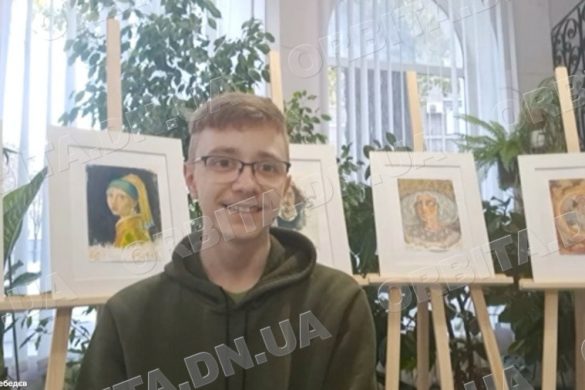 Через очі до душі: Богдан Лебедєв з Мирнограда презентував першу виставку портретів