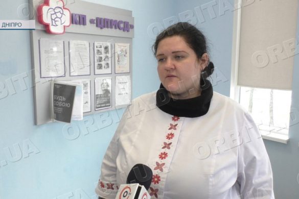 Свої лікарі: Покровський Центр ПМСД допомагає землякам в евакуації