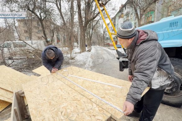 Поруч у важку хвилину: покровські комунальники продовжують трудитися на Донеччині
