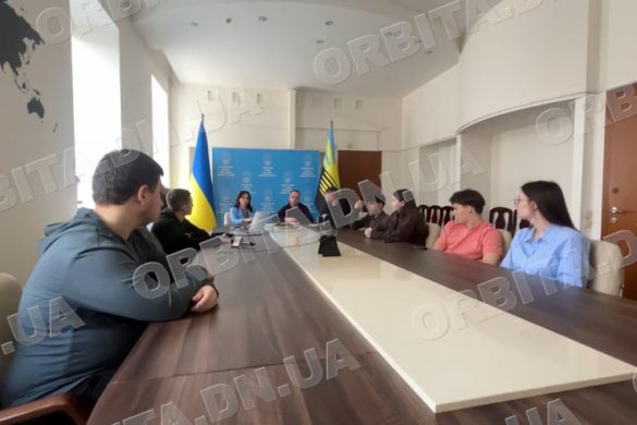 Ідеї, що об’єднують: молодь Покровська зустрілась з керівництвом громади