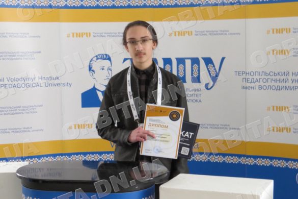 Покровчанин Єгор Бачурін - переможець Всеукраїнської олімпіади з інформаційних технологій