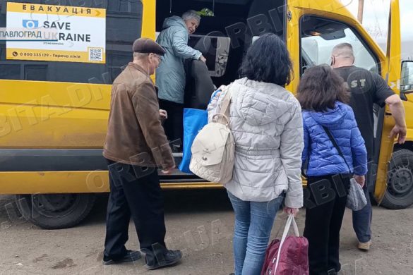 Евакуація під обстрілами: волонтери рятують людей із Сергіївки та Краматорська