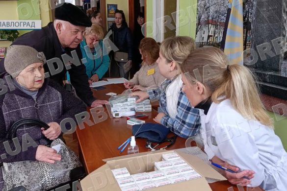 Тепло зустрічей і підтримка: як переселенцям із Селидового допомагають у Павлограді