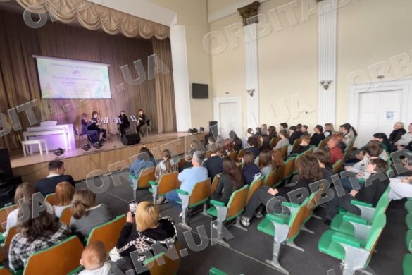 Музика як вибір: у Дніпрі покровським учням презентували мистецькі професії