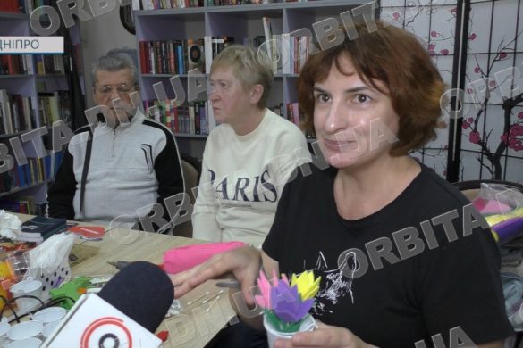 Любов допомагає жити: терапевтична зустріч для ВПО у покровській бібліотеці