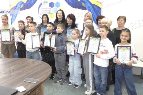 Перші кроки у науці: Покровська громада оголосила переможців конкурсу «Чомусик»