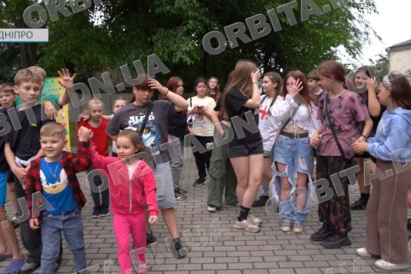 Не втратити дитинство: переселенці з Покровська створили простір підтримки для дітей