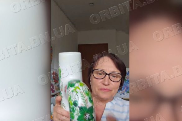 Петриківка далеко від дому: художниця з Родинського представляє українське мистецтво в Німеччині