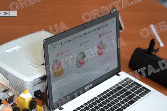 Аромати спокою: у клубі «Золоті роки» покровчани опановували новий вид арттерапії
