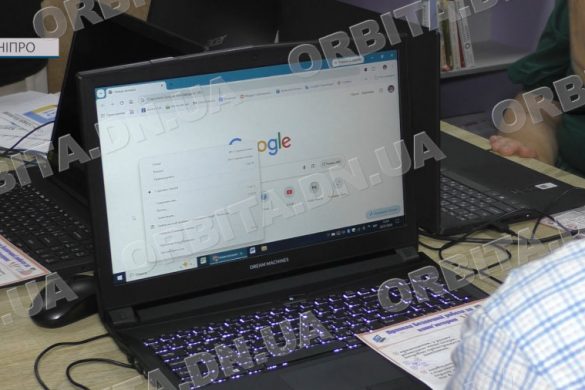 Від Google Карт до Play Маркету: у Покровській бібліотеці навчають цифрової грамотності