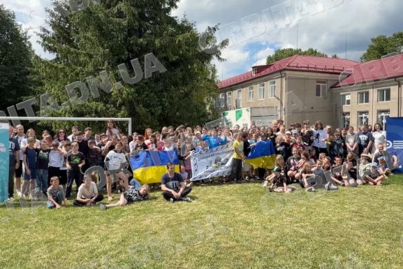 Наука на дотик: проєкт «STEAM-мандри» об'єднує та розвиває евакуйованих дітей Донеччини