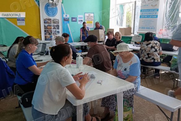 Евакуація з прифронтових громад: як волонтери допомагають людям виїхати