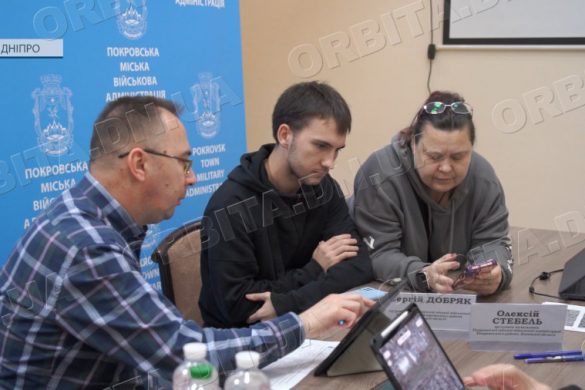 Житлові сертифікати та нові програми: про що говорили покровчани на прийомі