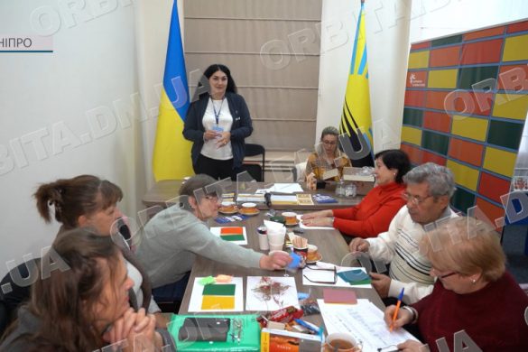 Аромат меду та тепло спілкування: творча майстерка для переселенців у Покровському КОДі